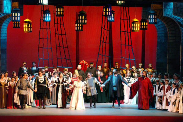 Students' Scheme for Otello