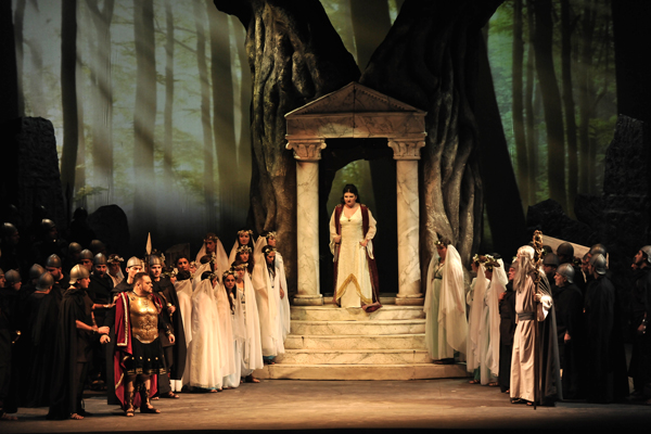 Friends of the Teatru Astra